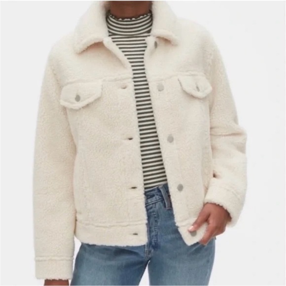 GAP Jackets & Blazers - GAP Cream Teddy Jacket